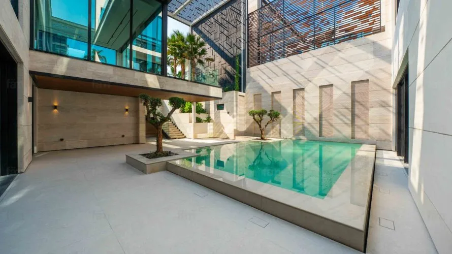 Villa de 5 dormitorios en Dubai, UAE No. 1526