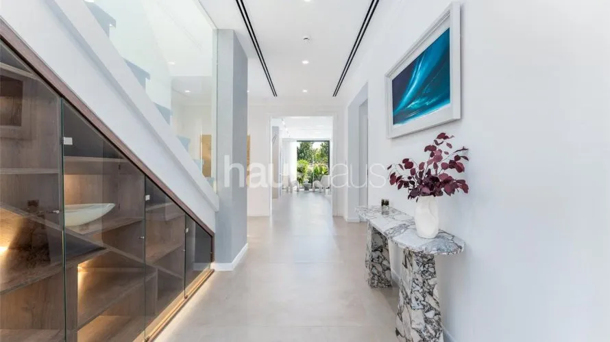 Villa de 5 dormitorios en Jumeirah Golf Estates, UAE No. 824 № 21