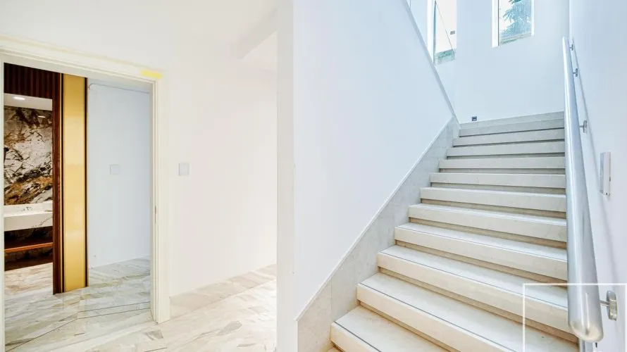 Villa de 7 dormitorios en Jumeirah Golf Estates, UAE No. 1075 № 21