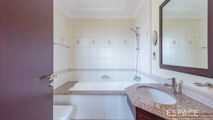 Villa de 4 dormitorios en Palm Jumeirah, UAE No. 1187 № 11