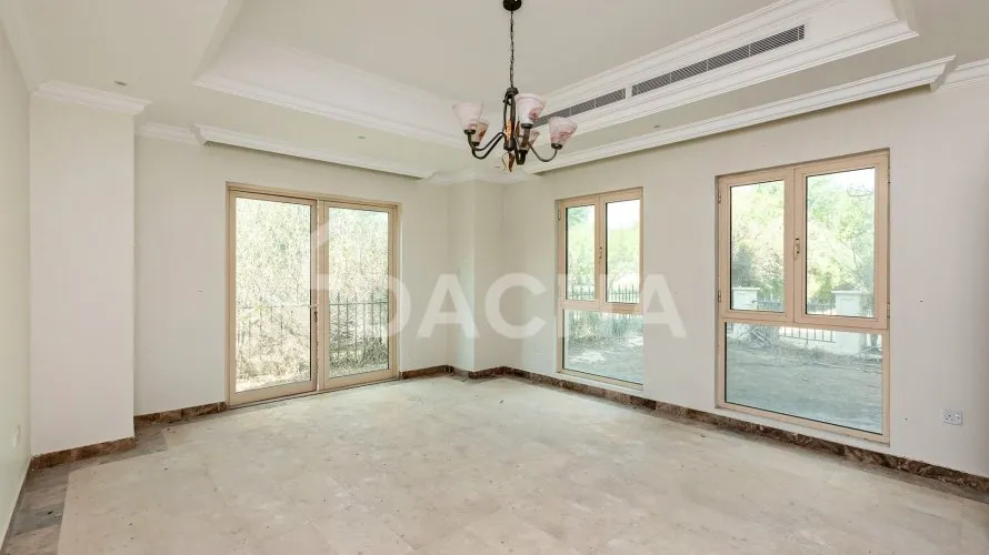 Villa de 4 dormitorios en Jumeirah Islands, UAE No. 2430 № 21