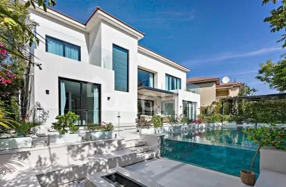 Villa de 5 dormitorios en Jumeirah Islands, UAE No. 2392