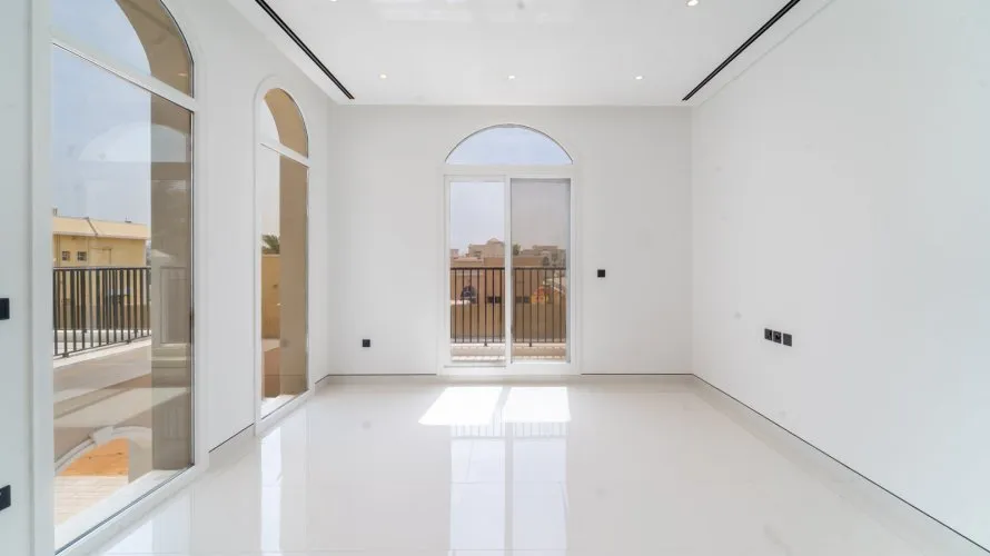 Villa de 6 dormitorios en Dubai, UAE No. 2248 № 11