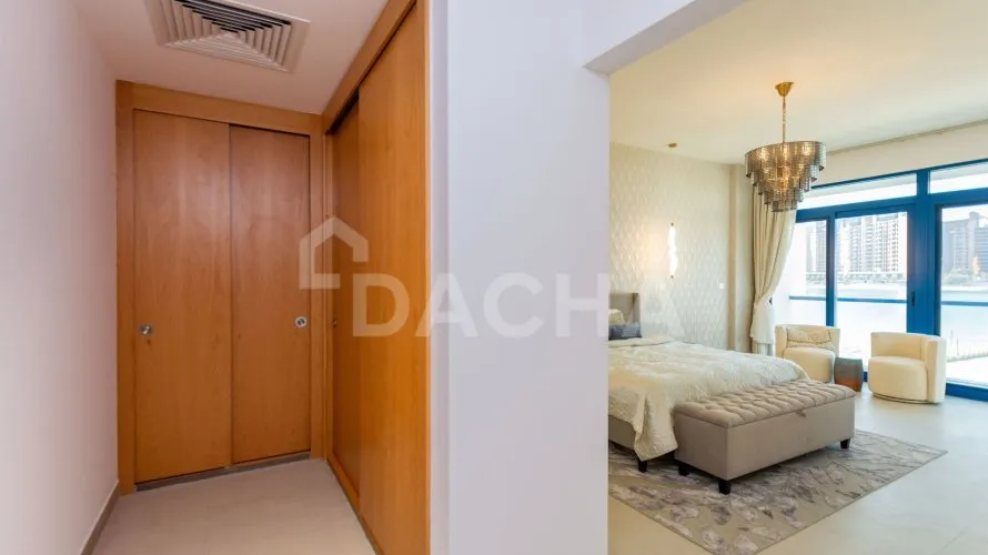 Villa de 5 dormitorios en Palma Residences, UAE No. 2395 № 27