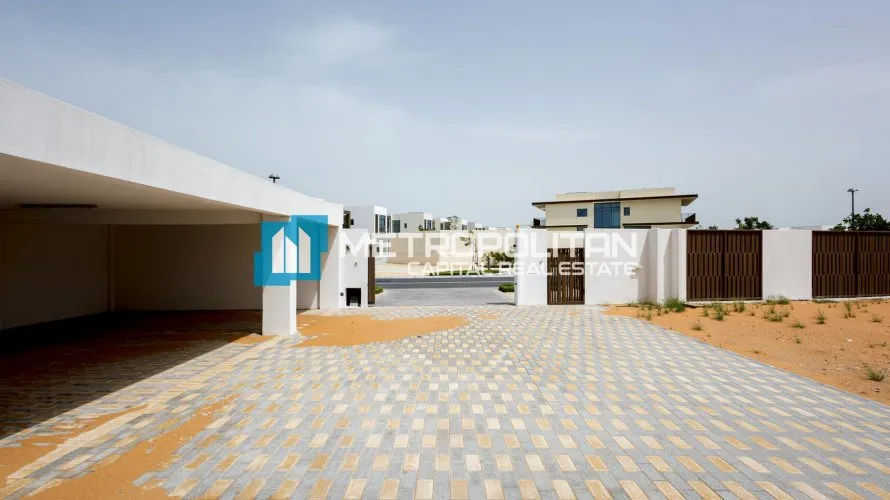 Villa de 6 dormitorios en Abu Dhabi, UAE No. 2246 № 3
