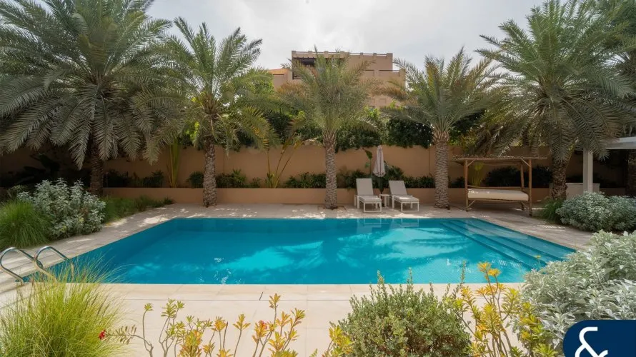 Villa de 7 dormitorios en Arabian Ranches, UAE No. 2294 № 5