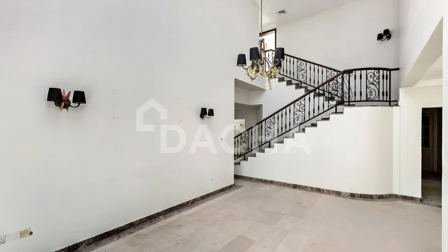 Villa de 4 dormitorios en Jumeirah Islands, UAE No. 2430 № 22