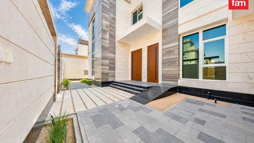 Villa de 5 dormitorios en Dubai, UAE No. 2417 № 3