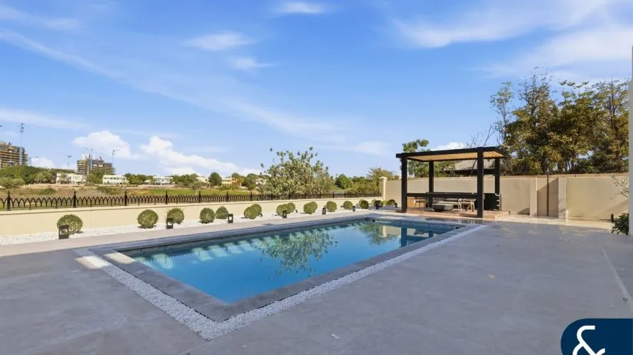 Villa de 7 dormitorios en Arabian Ranches, UAE No. 2299