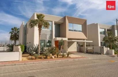 Villa de 5 dormitorios en Palm Jumeirah, UAE No. 2320