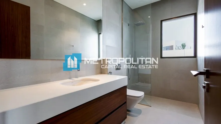 Villa de 6 dormitorios en Abu Dhabi, UAE No. 2246 № 5