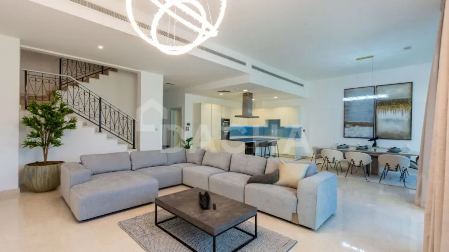 Villa de 5 dormitorios en Palma Residences, UAE No. 2395 № 15