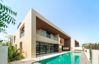 Villa de 5 dormitorios en Wadi Al Safa 3, UAE No. 2253