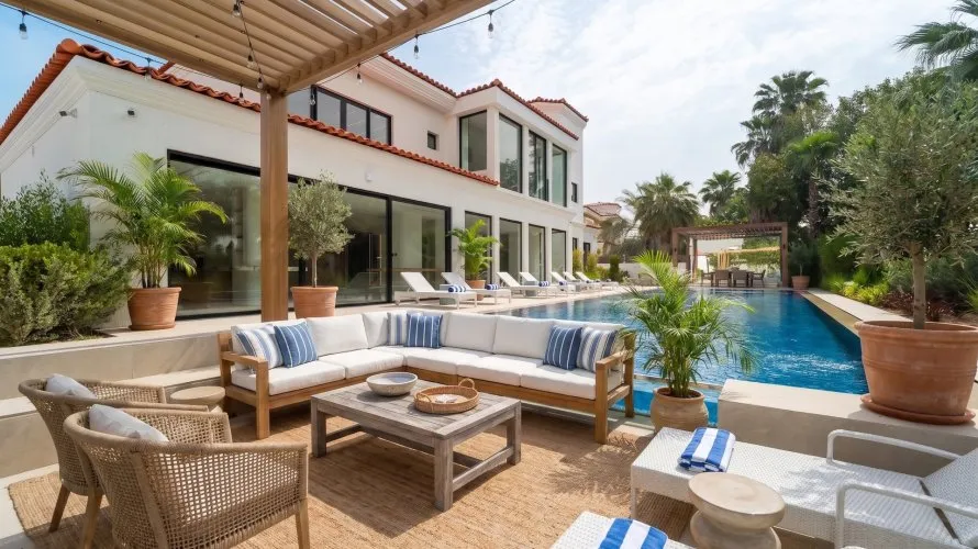 Villa de 6 dormitorios en Dubai Investment Park, UAE No. 2409 № 16