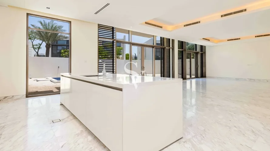 Villa de 5 dormitorios en District One, UAE No. 2341 № 14