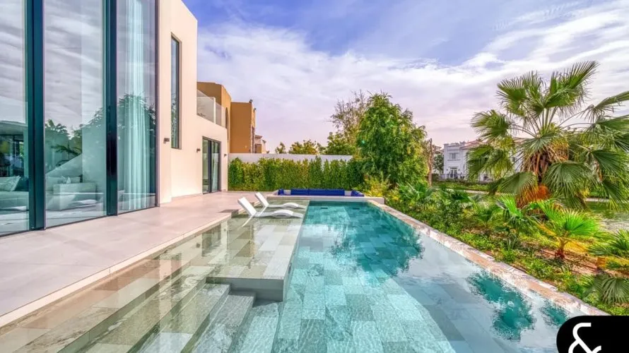 Villa de 5 dormitorios en Jumeirah Islands, UAE No. 2285 № 1