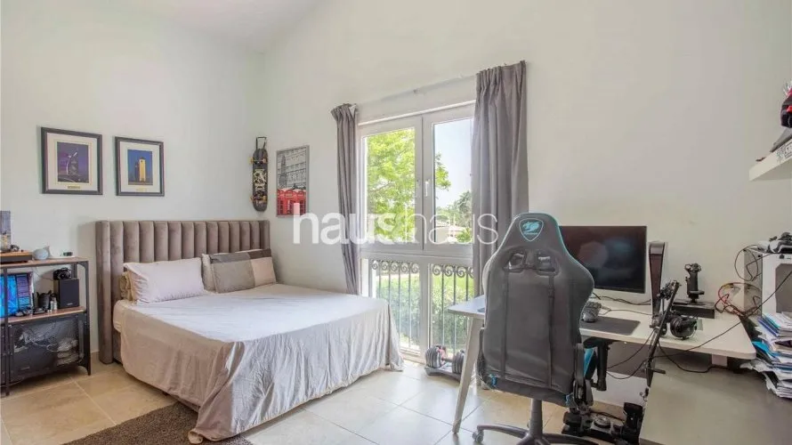 Villa de 6 dormitorios en Dubai Investment Park, UAE No. 2217 № 17
