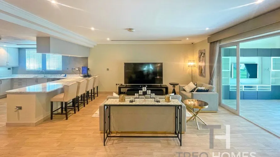 Villa de 4 dormitorios en Regional, UAE No. 2210 № 22