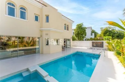 Villa de 5 dormitorios en Arabian Ranches, UAE No. 2215