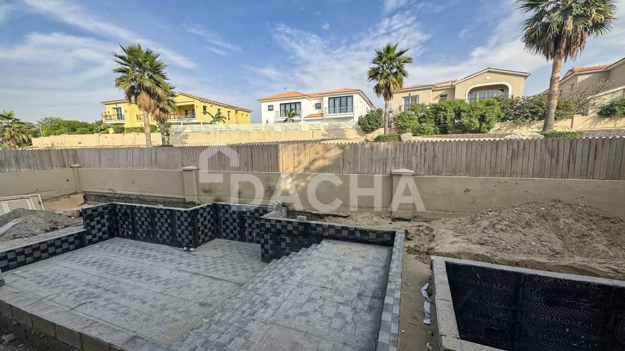 Villa de 5 dormitorios en Jumeirah Golf Estates, UAE No. 2487 № 11