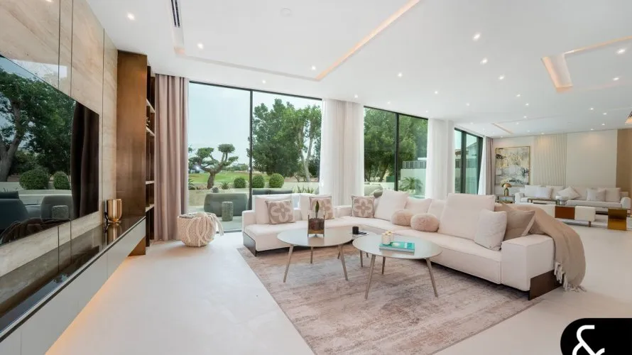 Villa de 5 dormitorios en Jumeirah Golf Estates, UAE No. 2301 № 17