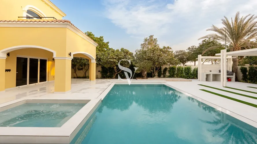 Villa de 4 dormitorios en Jumeirah Park Homes, UAE No. 2373 № 5