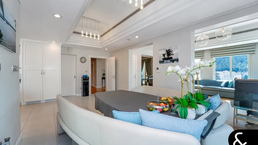 Villa de 6 dormitorios en Victory Heights, UAE No. 2298 № 24