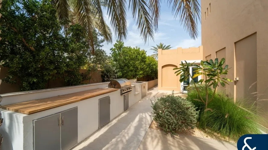 Villa de 7 dormitorios en Arabian Ranches, UAE No. 2294 № 8