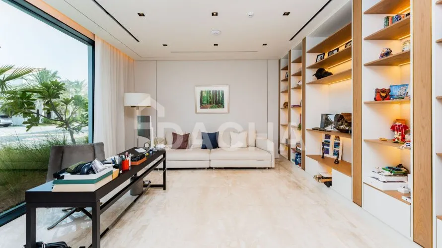 Villa de 6 dormitorios en Signature Villas, UAE No. 2424 № 1