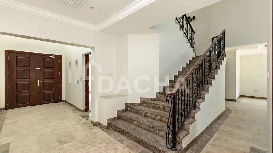 Villa de 4 dormitorios en Jumeirah Islands, UAE No. 2430 № 16