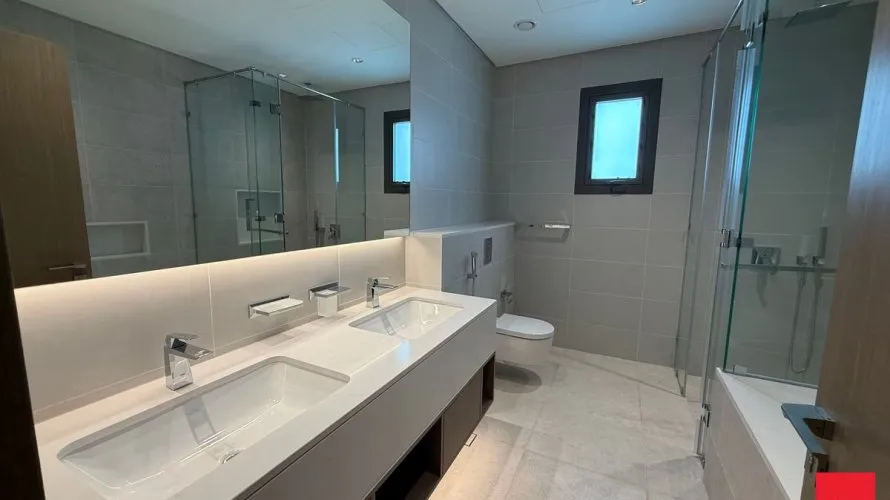 Villa de 4 dormitorios en Dubai, UAE No. 2317 № 2