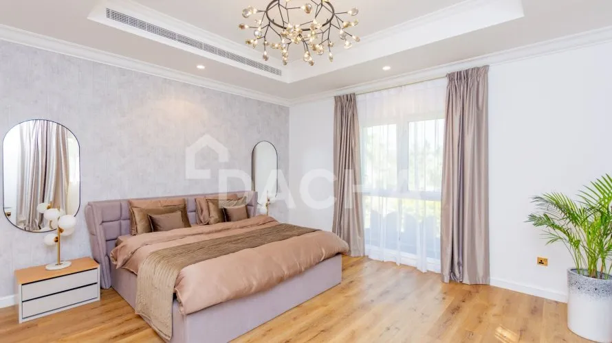 Villa de 4 dormitorios en Canal Cove Villas, UAE No. 2483 № 13
