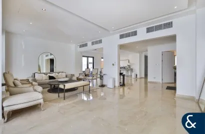 Villa de 5 dormitorios en Meadows 1, UAE No. 2239