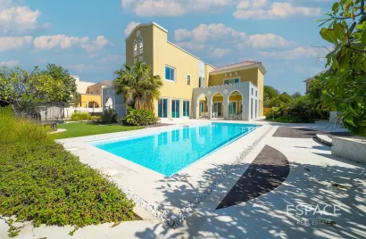 Villa de 6 dormitorios en Victory Heights, UAE No. 3000