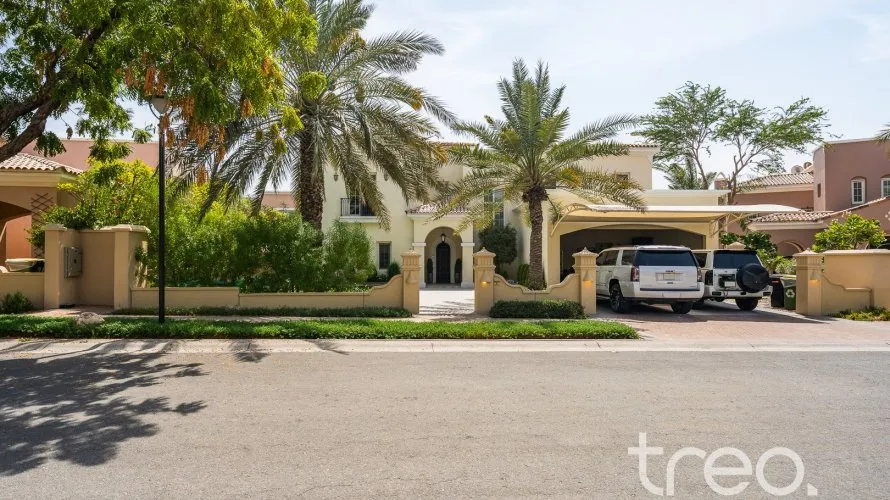 Villa de 6 dormitorios en Arabian Ranches, UAE No. 2848 № 7