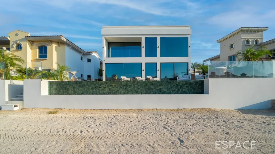 Villa de 5 dormitorios en Palm Jumeirah, UAE No. 3003