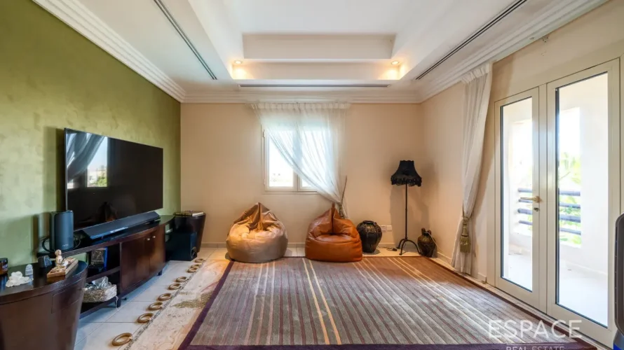 Villa de 6 dormitorios en Meadows, UAE No. 2971 № 4