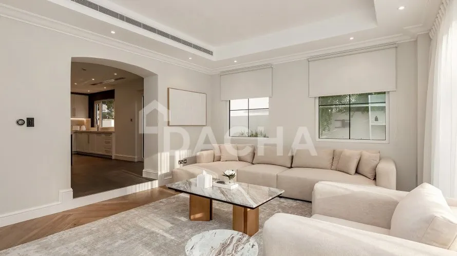 Villa de 4 dormitorios en Jumeirah Golf Estates, UAE No. 2692 № 17