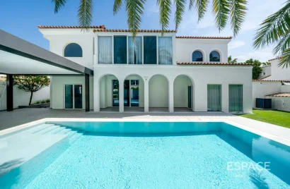 Villa de 6 dormitorios en Green Community West, UAE No. 2980