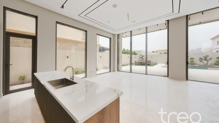 Villa de 6 dormitorios en Jumeirah Park, UAE No. 2819 № 9