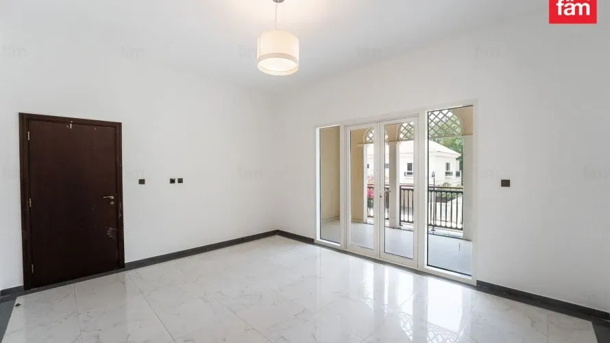 Villa de 5 dormitorios en Dubai, UAE No. 2706 № 8