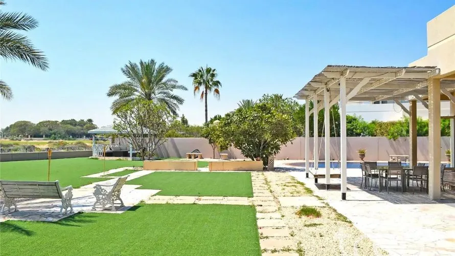 Villa de 5 dormitorios en Saheel, UAE No. 2846