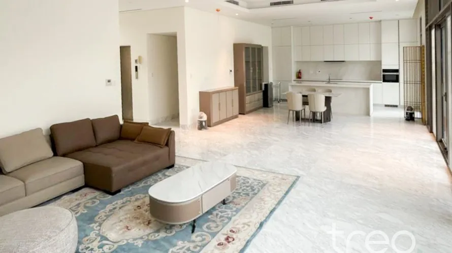 Villa de 5 dormitorios en District One, UAE No. 2818 № 10