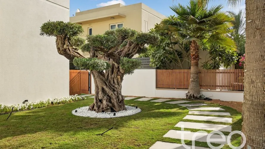 Villa de 5 dormitorios en Saheel, UAE No. 2834 № 1