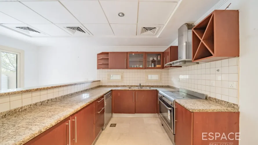 Villa de 4 dormitorios en Meadows, UAE No. 2974 № 2