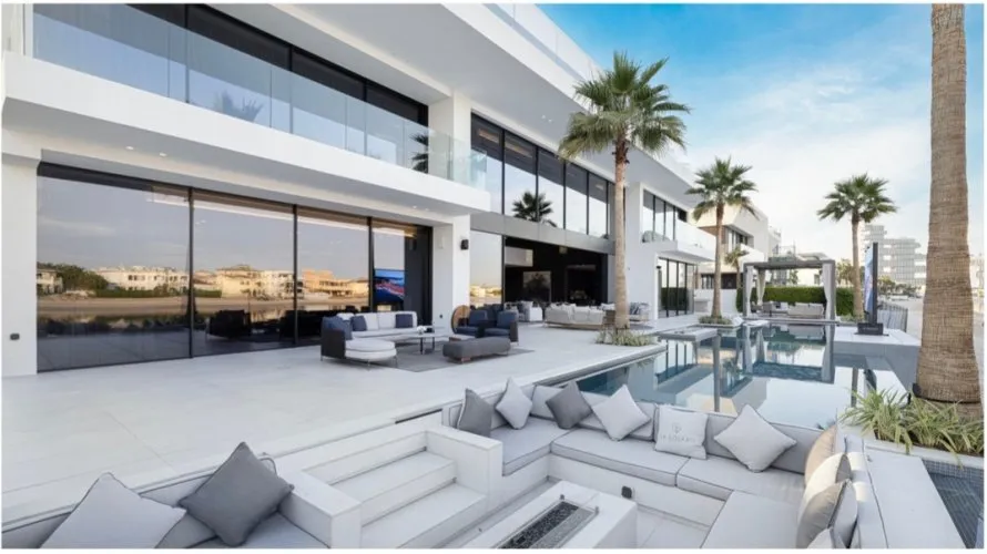 Villa de 5 dormitorios en Palm Jumeirah, UAE No. 3044 № 1