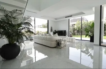 Villa de 5 dormitorios en Wadi Al Safa 3, UAE No. 3564
