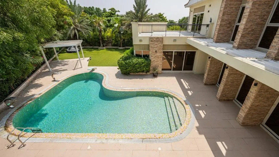 Villa de 5 dormitorios en Jumeirah Golf Estates, UAE No. 3771 № 4