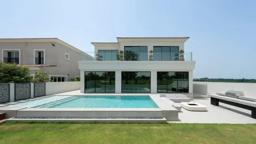Villa de 5 dormitorios en Jumeirah Golf Estates, UAE No. 3776 № 15