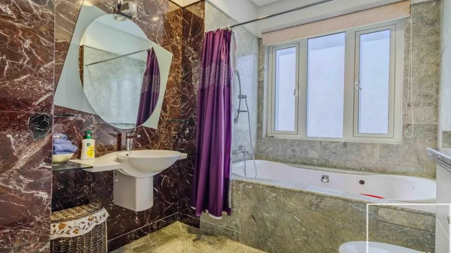 Villa de 7 dormitorios en Emirates Hills, UAE No. 3968 № 13